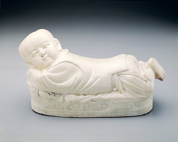 北宋定窯-白瓷嬰兒枕
